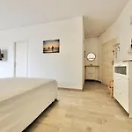 Moon Place